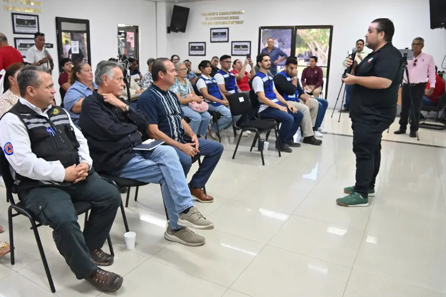 Imparten primer Taller Básico de Protección Civil en el Congreso del Estado