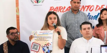 Presentan convocatoria al Parlamento de la Juventud 2025; llaman a la participación y al uso de herramientas digitales
