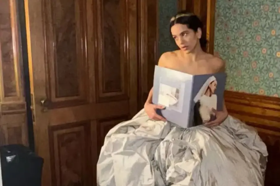 Rosalía rompe fronteras con LUX: un álbum en 13 idiomas que redefine su evolución sonora