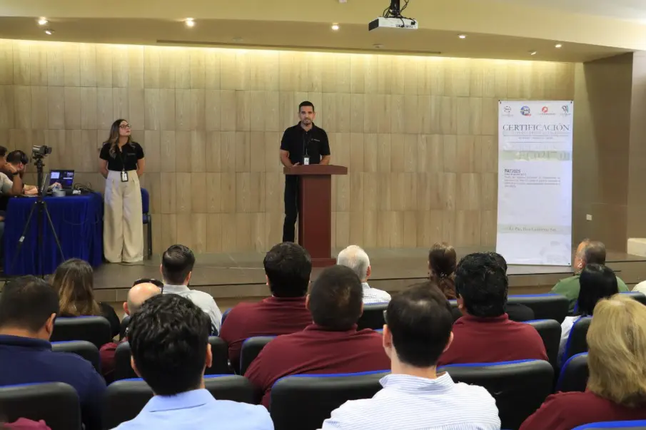 UABCS capacita a líderes anticorrupción