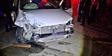Choque contra Muro en la San José del Cabo-La Paz Deja Dos Lesionados Leves