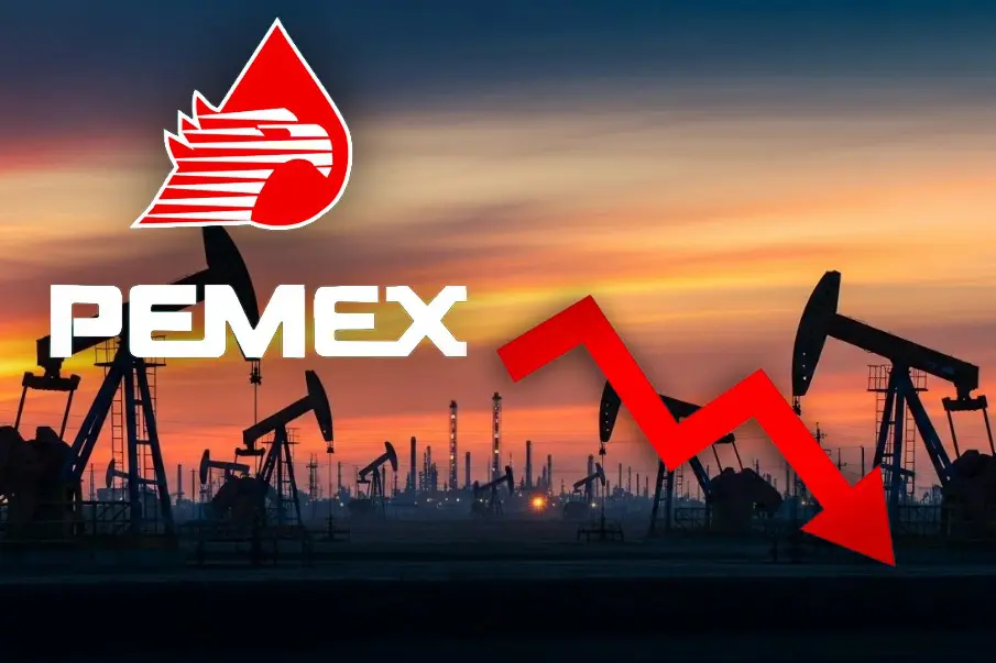 Crisis en Pemex: Las ventas de petróleo caen 50% y la empresa retrocede 24 años