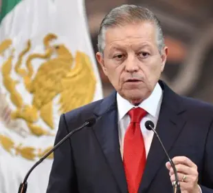 Zaldívar llama a construir una reforma electoral “desde el pueblo” y adelanta que OPLES y tribunales locales se mantendrían