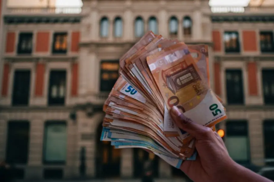 Bulgaria abraza el euro: ¿salvación económica o un salto al vacío para los más pobres?