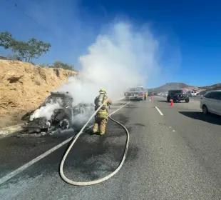 Incendio carretera Transpeninsular