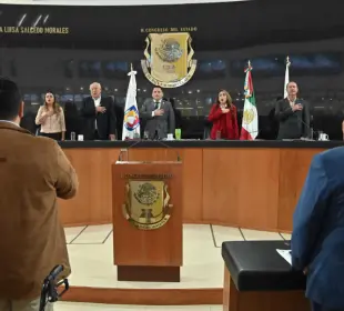 Baja California Sur celebra 51 años de su Constitución