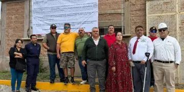 Jubilados y trabajadores de Pemex en La Paz denuncian suspensión de servicios médicos, desabasto de medicinas y falta de traslados