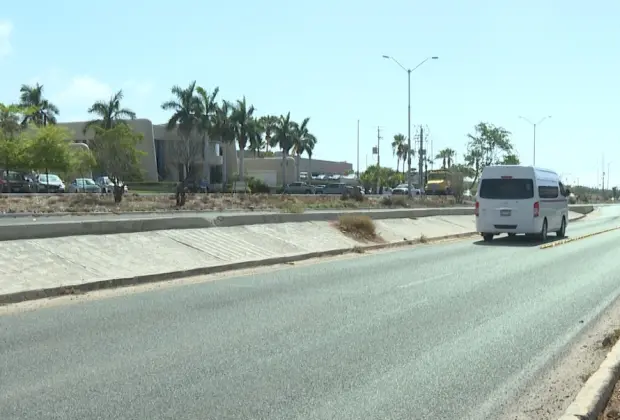 Puente Peatonal Tezal