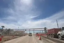 Paso a desnivel afectaciones económicas