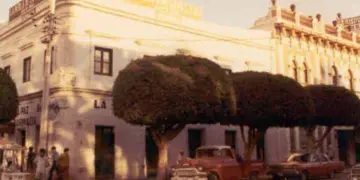 Cierra La Perla de La Paz