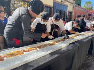 Con más de 23 mil piezas, Los Cabos logra récord Guinness gastronómico