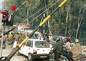 Chaos at the level crossing near Dera Bassi, which is a regular feature