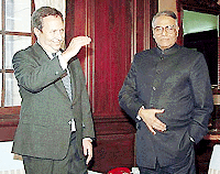 Union Finance Minister Yashwant Sinha with Lawrence H. Summers, US Secretary of Treasury, at North Bloc in New Delhi on Tuesday 