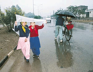 Children take shelter