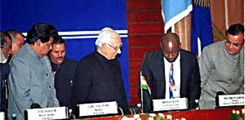 Vice President Krishan Kant, Lok Sabha Speaker Bala Yogi, Mathew Roberts Speaker House of Assembly St Lucia and Union Information and Broadcasting Minister Arun Jaitly at the conference on "Parliament and media: Building and effective relationship" at Parliament annexie in New Delhi on Tuesday