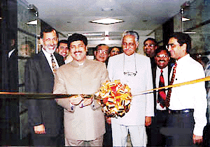 Indian Information and Technology Minister Pramod Mahajan inaugurating NIITs new software software centre at Singapore on Sunday