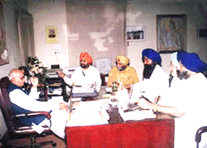 Union Home Minister L.K. Advani meeting Siromani Akali Dal (Badal) delegation in New Delhi on Thursday. SAD delegation visited Chatti Singhpora village in Anantnag district recently