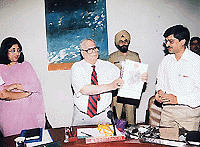 Jacob unveils IT policy