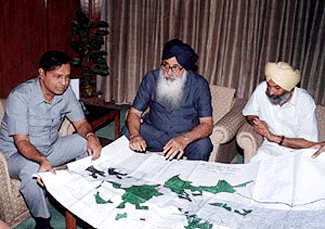 Punjab Chief Minister Mr Parkash Singh Badal called on the Union Environment and Forest Minister Mr T. R. Baalu to discuss regarding the pending projects of Punjab in his office today