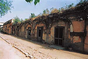 Lodhi Qila goes to rack and ruin