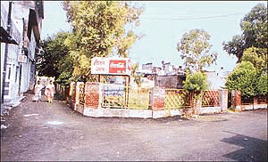 The municipal park in Ghumar Mandi which has become a bone of contention between the residents and shopkeepers. � Photo by Inderjeet Verma