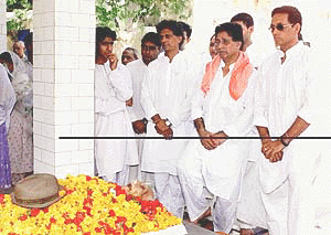 Three Amarnaths � Rajinder, Surender and Mohinder at the funeral of their father, first Indian cricket team captain Lala Amarnath, at cremation ground in New Delhi on Sunday