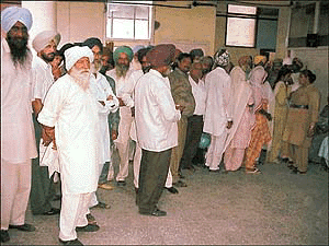 Heavy rush of people outside the DC�s office in Ludhiana during the weekly Sangat Darshan.  