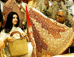 Film actress Twinkle Khanna at a garment showroom after its inauguration by her in New Delhi on Sunday. � PTI photo