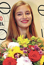 Winner of the Elite Model Look 2000, Linda Vojtova.