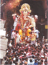 Mumbai's most revered Ganesh idol, known as "Lal Bag Cha Raja" on its way for immersion at Chowpatty beach as the ten day Ganesh festival ends