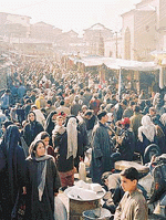 Kashmiri Muslim people busy in Id-ul-Fitr shopping.