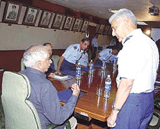 Defence Minister Jaswant Singh has a word with Air Chief Marshal A.Y. Tipnis