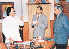 Shaikh, Kaul and Kriplani in Ji Mantriji: Survival of the fittest