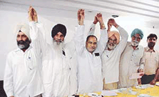 Leaders of the newly constituted Punjab Lok Morcha at a press conference in Ludhiana on Wednesday. 