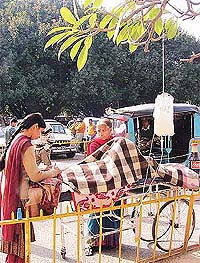 THIS CAN HAPPEN ONLY IN INDIA