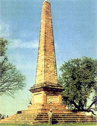 A TRIBUTE TO FRIEND & FOE: The Chillianwala Monument is maintained by the people of Chillianwala with pride and nostalgia as being part of the last attempt of the Punjabis to halt the British annexation of Punjab.