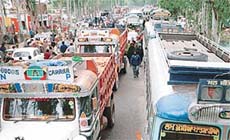 Supporters of Ms Sheelam Sohi, Congress candidate from the Banur Assembly constituency, create chaos on the busy Zirakpur-Patiala highway