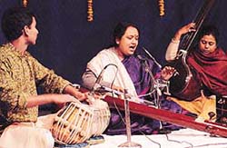 Mallika Banerjee performs in Pracheen Kala Kendra