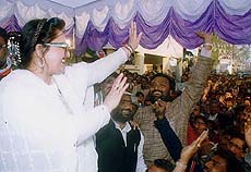 Veteran film actress Rina Roy during a Congress election rally 