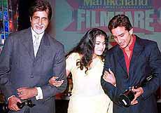 Manikchand Filmfare Award-2001 function 
