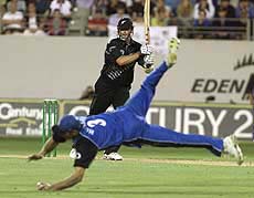 England captain Nasser Hussain dives