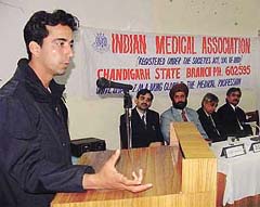 The SP (Operations), Mr H.G.S Dhaliwal, addresses audience