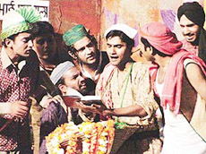 After successfully staging the inaugural show of Azar ka khwaab, an Urdu adaptation of GB Shaw�s Pygmalion, two months back, students of Department of Indian Theatre, Panjab University are back.