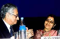 Attorney General Soli Sorabjee with Union Information and Broadcasting Minister Sushma Swaraj