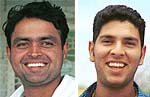 Dinesh Mongia (L) and Yuvraj Singh