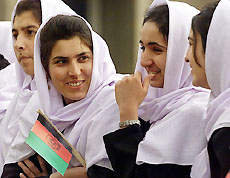 Afghan school girls 