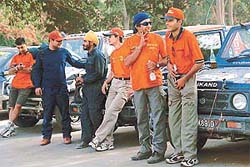 A happy Sunny Sidhu along with the other participants