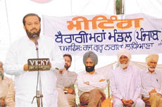 President of the Bairagi Maha Mandal Punjab addresses delegates at a state-level conference in Ludhiana on Sunday.