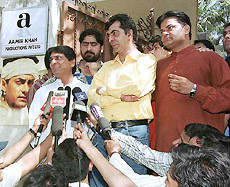 Javed Khan, Vallabh Vyas and Akhilendra Mishra from the Oscar-nominated film "Lagaan" speak to journalists