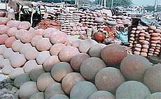 As summer sets in, pitchers arrive on the market in Ludhiana